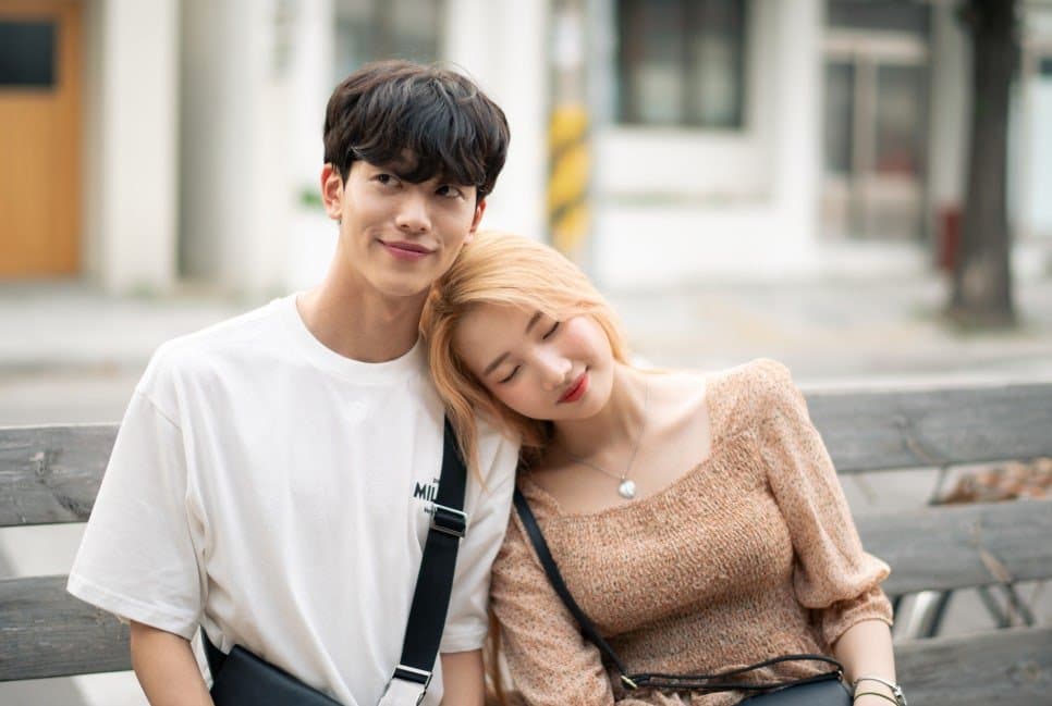 웹예능:리얼하이로맨스
